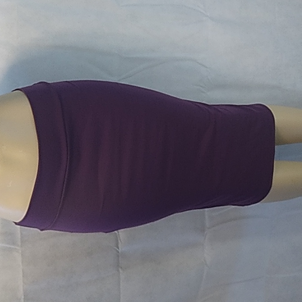 Azules print midi NWT skirt size small eggplant